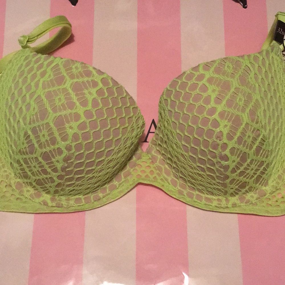 Victoria’s Secret bra